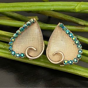 Vintage Unsigned Inverted Heart Light Gold-tone with AB Crystals Clip Earrings